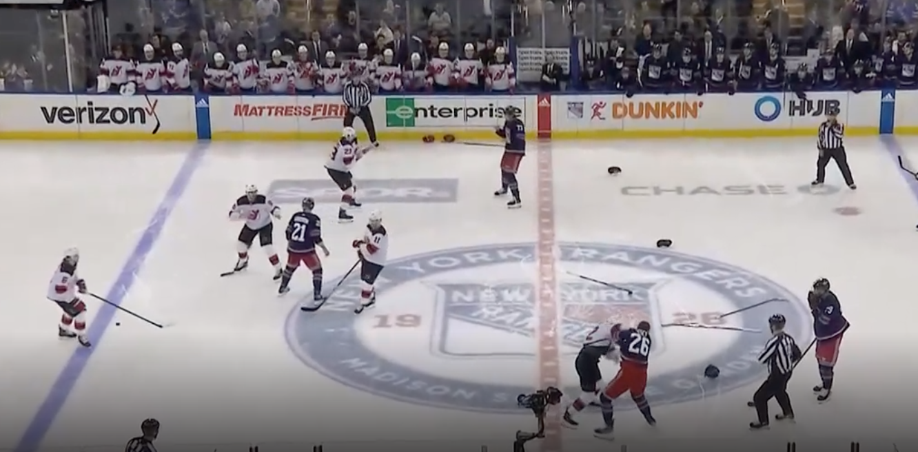 NHL – 6 combats et 162 minutes de pénalité entre les Rangers et les Devils
