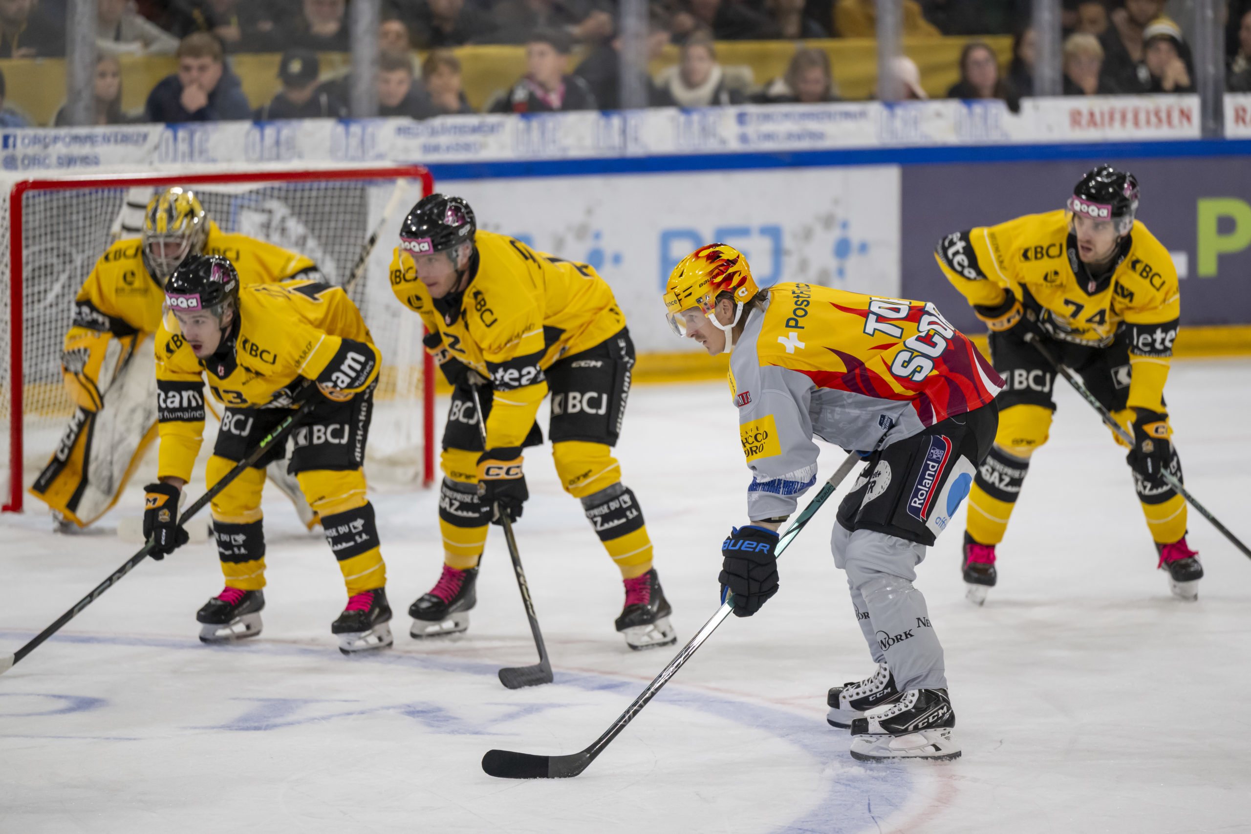 ▶️ HIGHLIGHTS – Les images du match Ajoie vs Fribourg