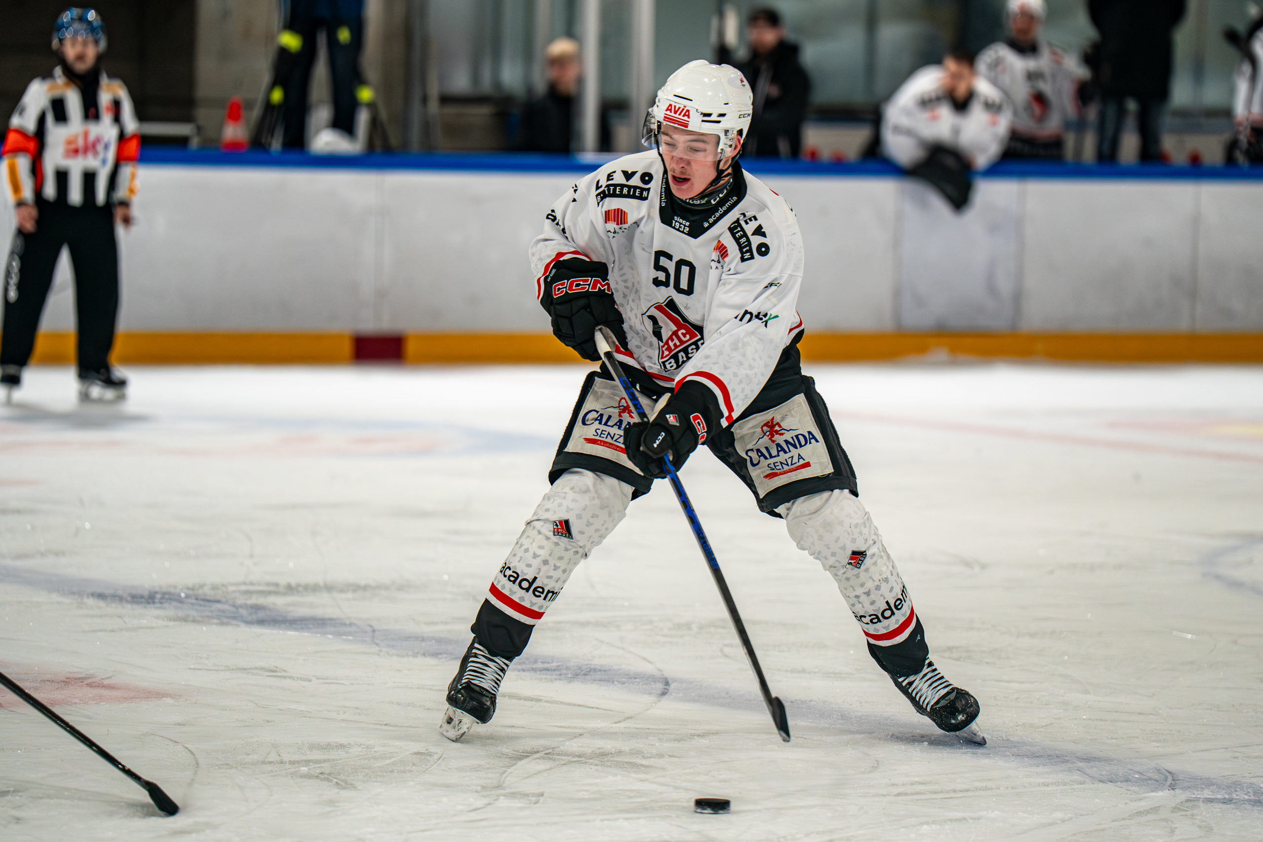BIENNE – Porte rouverte en National League pour Cedric Aeschbach