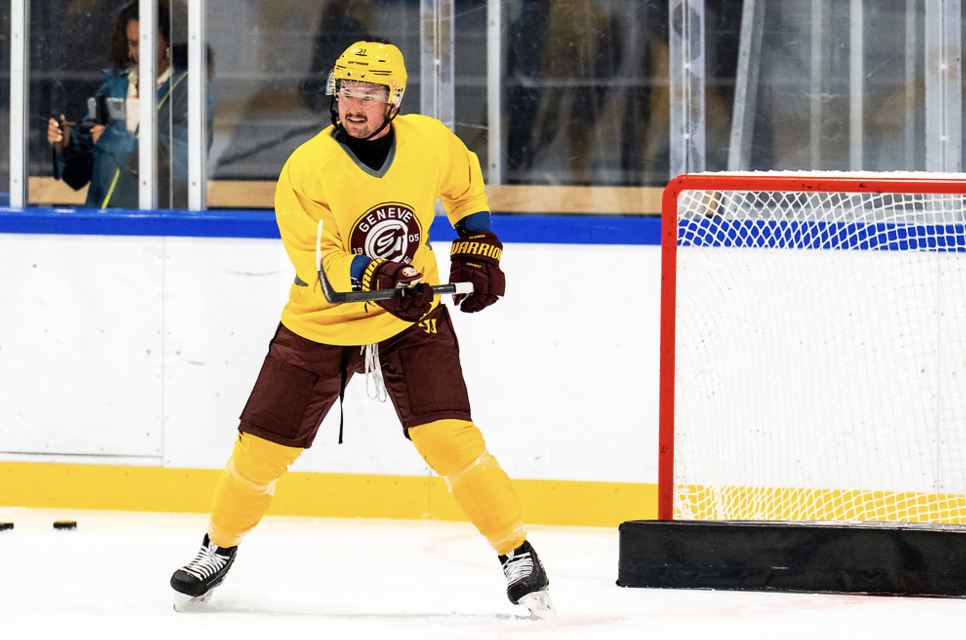 NATIONAL/SWISS LEAGUE – Akeson (GSHC) et Achermann (CC) changent de maillot le temps d’une soirée