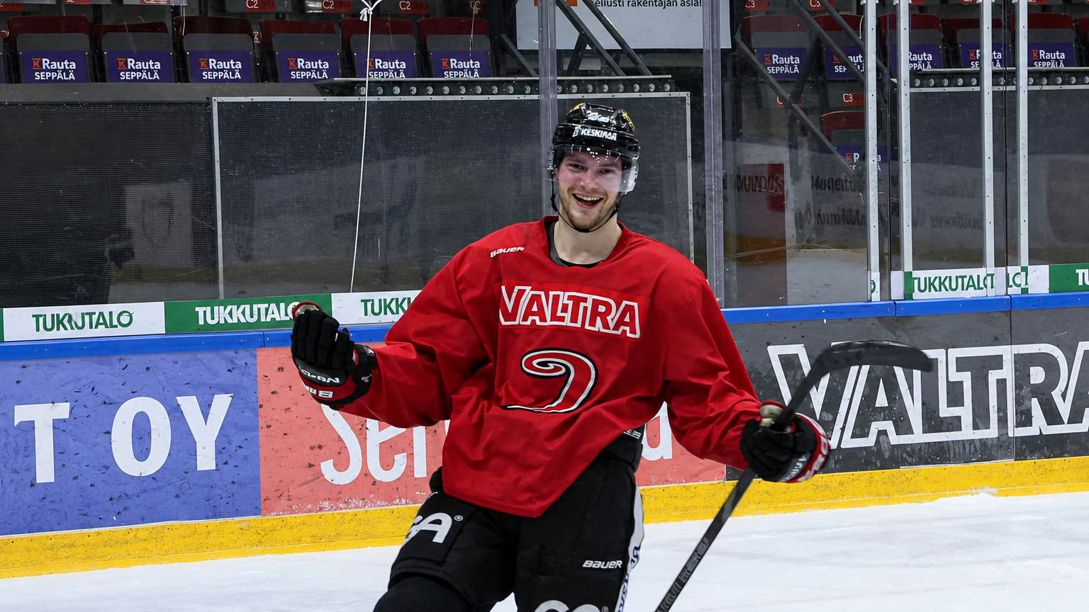 NOUVELLE TÊTE – Nate Schnarr, le centre complet qu&rsquo;Ambrì espère transformer en pièce maîtresse