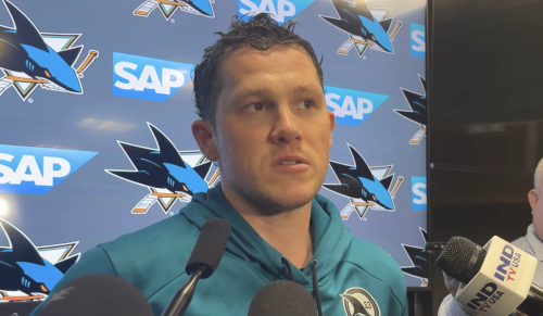 NATIONAL LEAGUE – Jeff Skinner (EHCB) marque le premier but de la saison après 33 secondes!