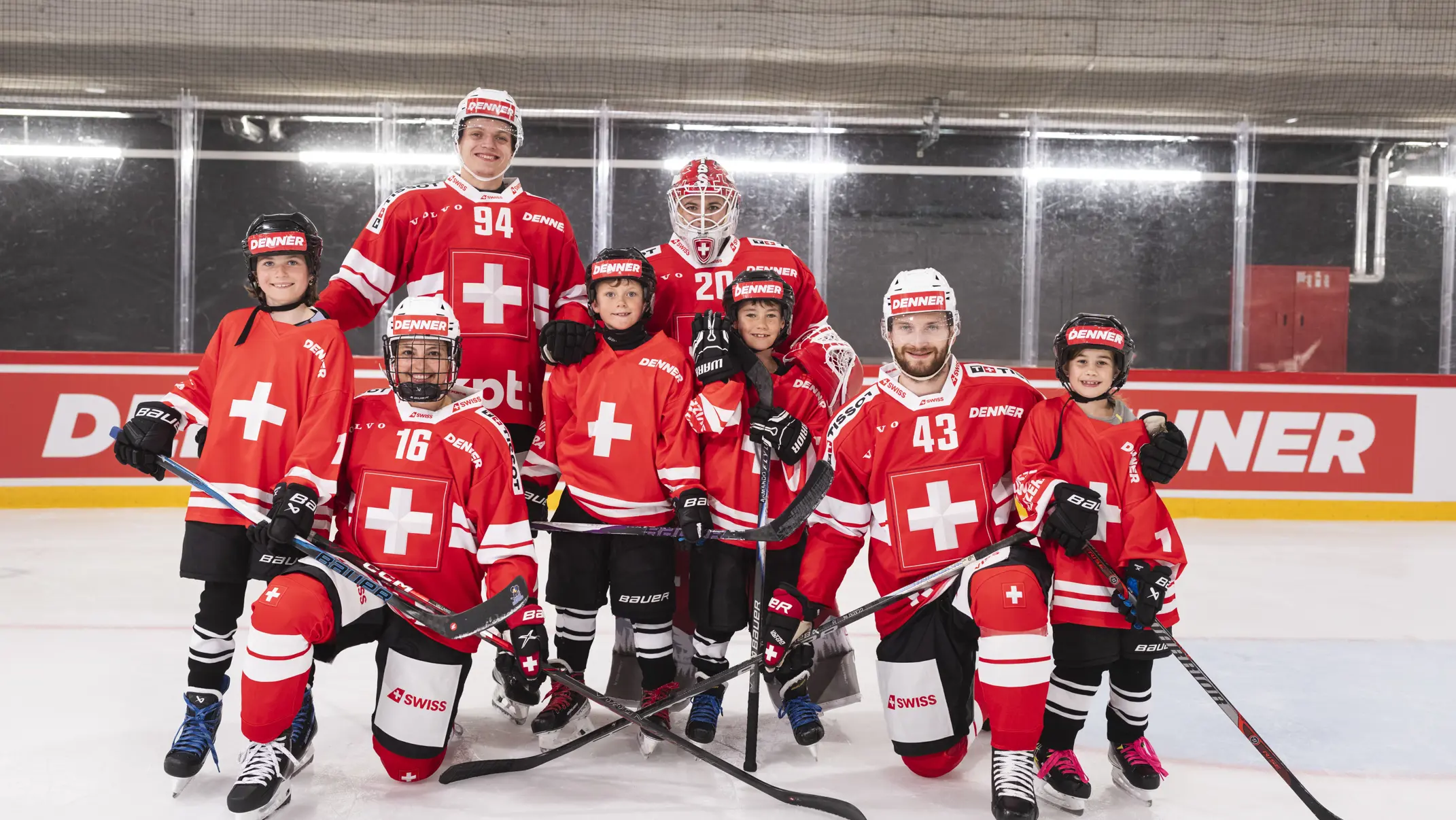 DENNER SWISS HOCKEY DAY – Dimanche, c&rsquo;est l&rsquo;occasion de plonger dans le monde du hockey sur glace