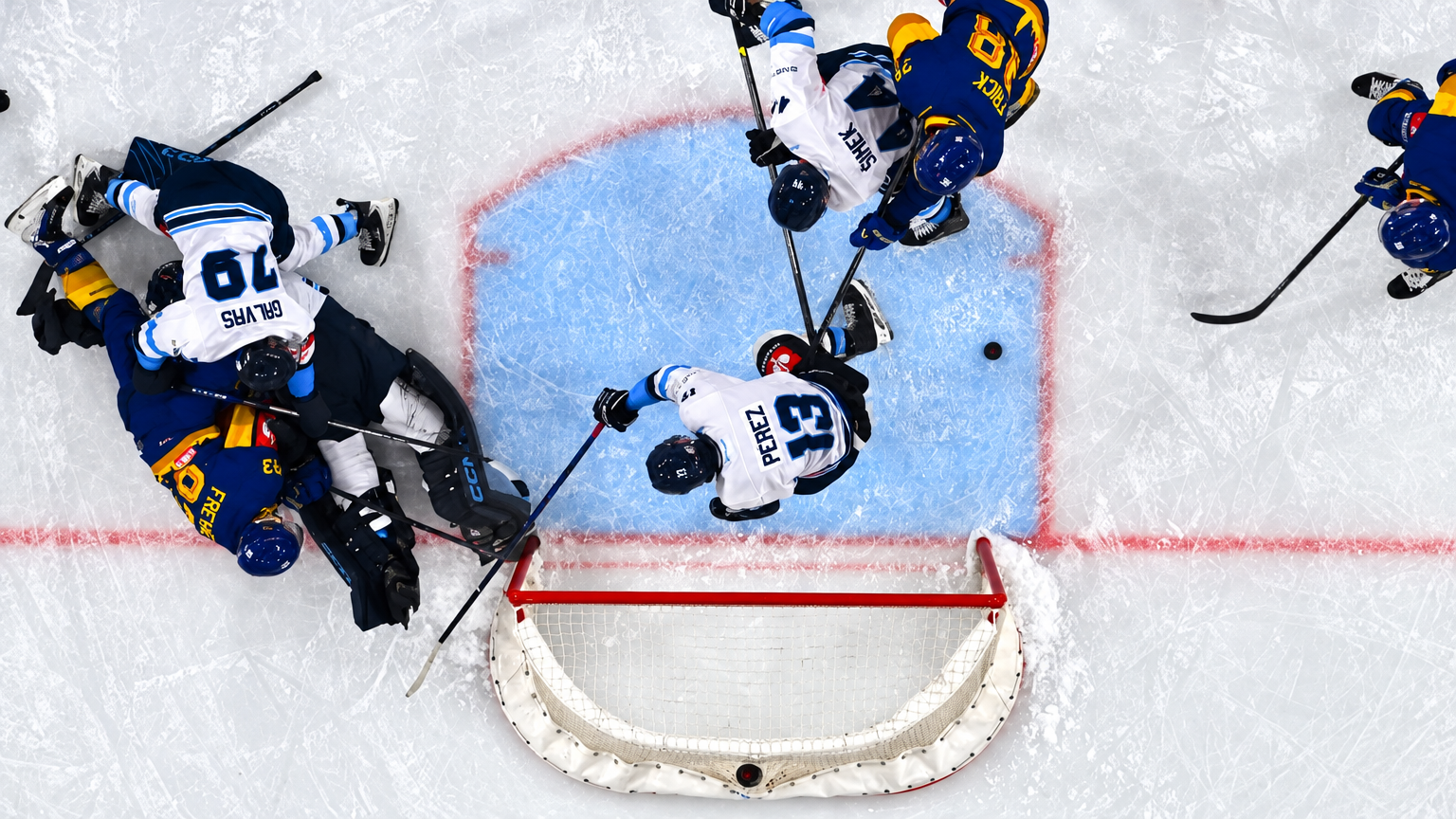 CHAMPIONS HOCKEY LEAGUE – Davos, battu à la maison par Liberec, se qualifie de justesse