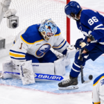 ▶️ NHL – But incroyable de Kirill Marchenko (TOR) contre Buffalo
