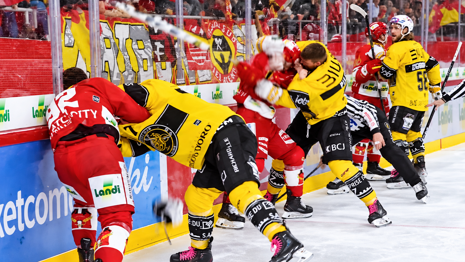 NATIONAL LEAGUE – Ajoie frappe fort à Bienne où la crise couve