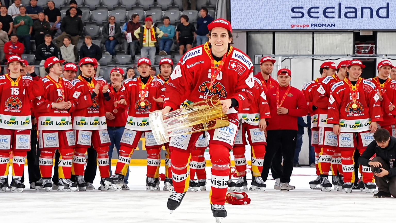 DRAFT 2027 – Jonah Neuschwander attendu au 1er tour. Noam Aebischer, Denis Viedemann et Ayden Huet aussi repérés…